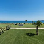 Mareggio Exclusive Residences & Hotel Gythio