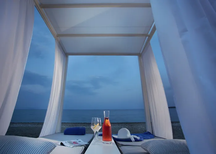 Hotel Mareggio Exclusive Residences & 3*