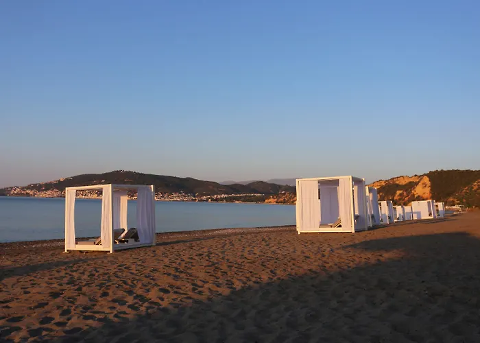 Hotel Mareggio Exclusive Residences & 3*