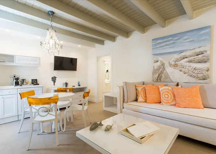 Hotel Mareggio Exclusive Residences & 3*