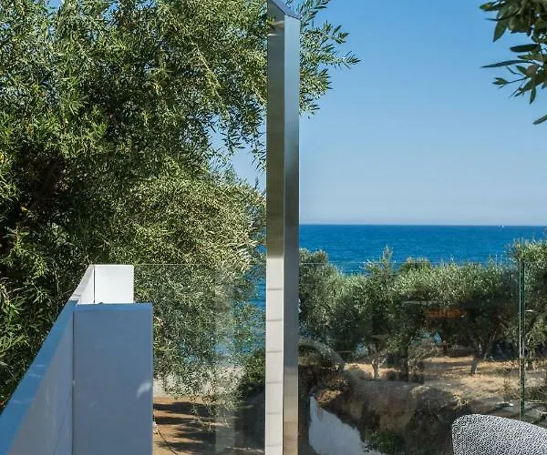 Mareggio Exclusive Residences & Gythio